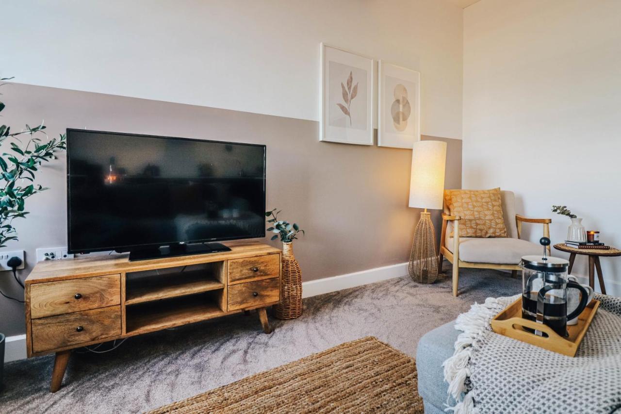 Principality View Apartment Two, By Solace Stays Cardiff Exteriör bild