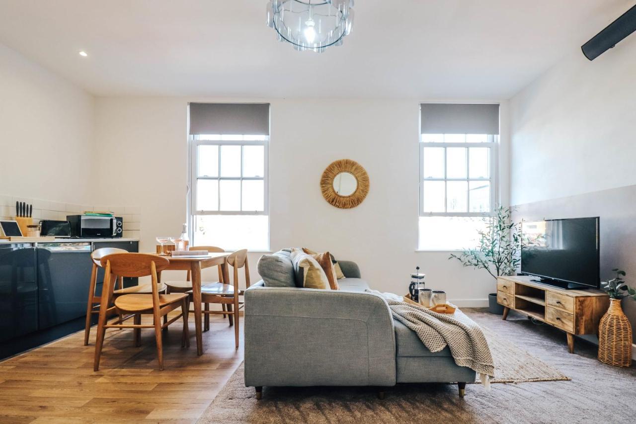 Principality View Apartment Two, By Solace Stays Cardiff Exteriör bild