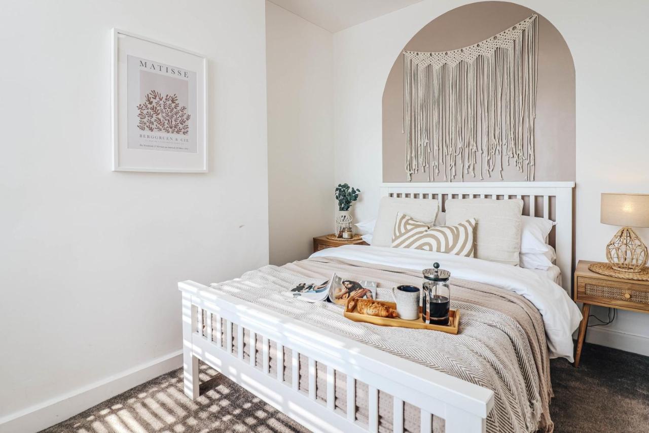 Principality View Apartment Two, By Solace Stays Cardiff Exteriör bild
