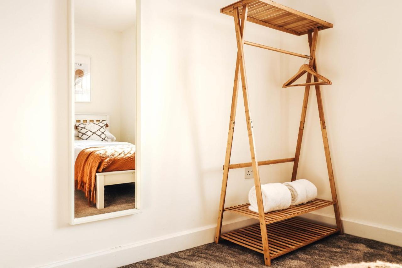 Principality View Apartment Two, By Solace Stays Cardiff Exteriör bild